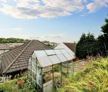 3 bedroom detached bungalow to rent - Photo 3