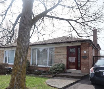 For Lease - 11 Ascot Avenue, Brampton, Ontario - Photo 4