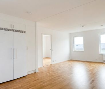 Stridsvagnsvägen, Kristianstad - Photo 1