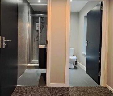 Room 2, 13 Lothair Avenue, Belfast, BT15 2HU - Photo 5