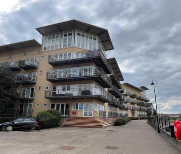 2 bedroom flat to rent - Photo 2