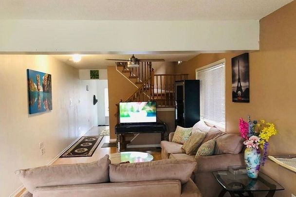 For Lease - 44 Lloydminster Avenue, Ajax, Ontario - Photo 1