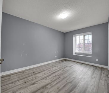 For Lease - 45 Salmon Way, Whitby, Ontario - Photo 6