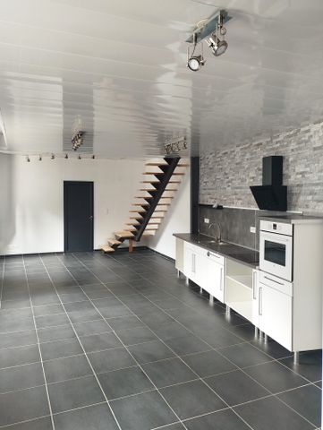 Location Appartement 2 pièces 61m² BAGNERES DE BIGORRE 65200 - Photo 2