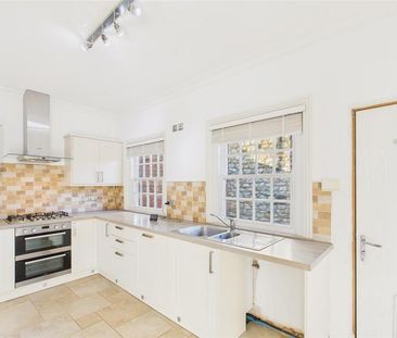 3 bedroom semi-detached house to rent - Photo 6