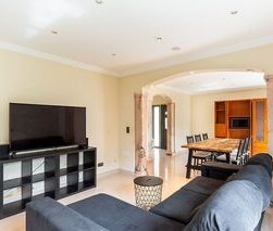 Rental House 4 bedrooms Alcabideche Cascais - balcony, equipped kit... - Photo 6
