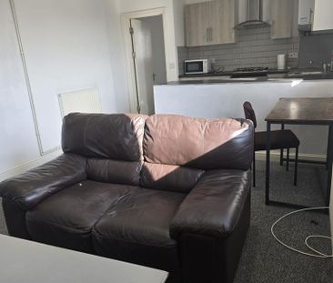 1 bedroom flat to rent - Photo 6