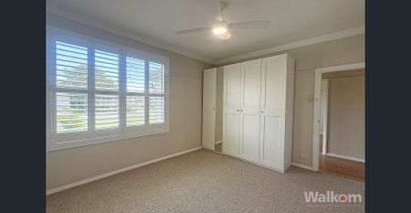 PLEASE DO NOT ATTEND THE PROPERTY BOOK YOUR ONLINE VIDEO TOUR – SEE THE EASY 5 STEP PROCESS BELOW. Please Register To Receive Your Video Tour Link. - Photo 4