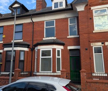 Room in a Shared House, Lords Avenue, M5 - Photo 1