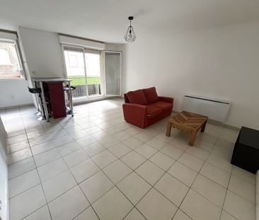 Location Appartement 2 pièces 42m² ONET LE CHATEAU 12850 - Photo 1