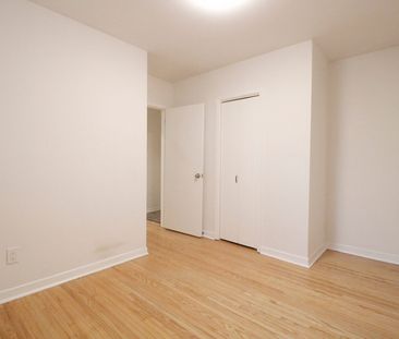 For Lease - 866 Davenport Road Unit# Main, Toronto, Ontario - Photo 5