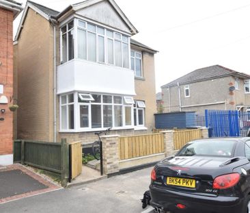 2 bedroom flat to rent - Photo 6