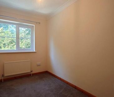 4 bedroom house to rent - Photo 2