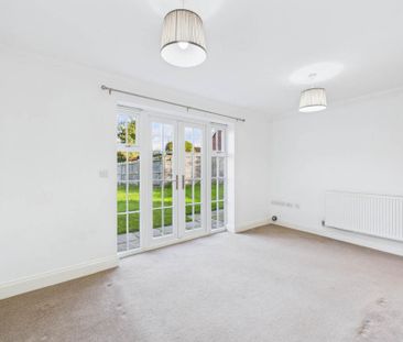 4 bedroom detached house to rent - Photo 4