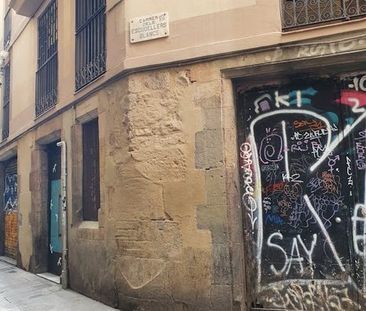 Carrer dEscudellers Blancs, Barcelona, Catalonia 08002 - Photo 5