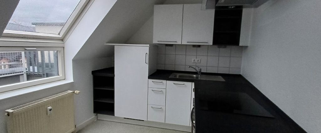 Nähe Schillerplatzt schicke Maisonette-Wohnung - Photo 1