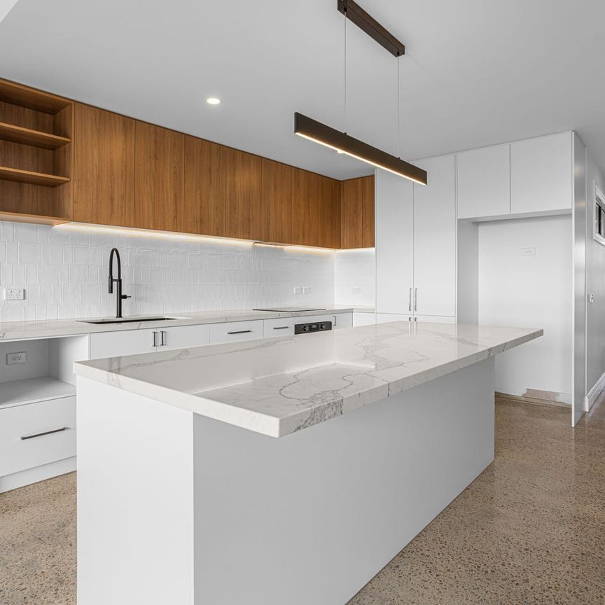 OH MY - Apartment living at its best. - Photo 1