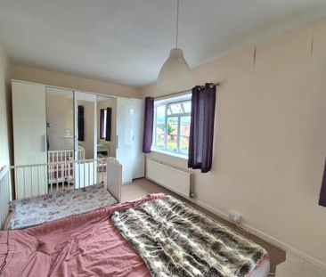 2 bedroom semi-detached house to rent - Photo 5