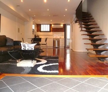 15 Industry Lane, Coburg - Photo 5