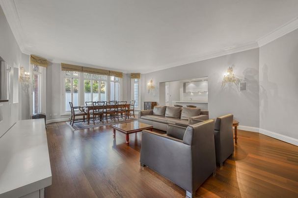 3 bedroom apartment to rent - Photo 1