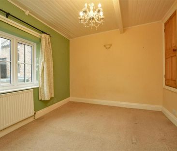 2 bedroom house to rent - Photo 1