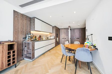 Fladgate House, 4 Circus Road West, SW11 - Photo 2