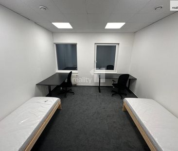 Pronájem bytu 5+kk 132 m² - Fotografie 1