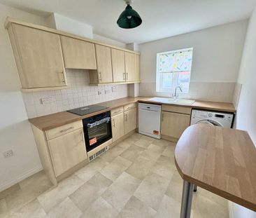 2 bedroom ground floor flat to rent - Photo 4