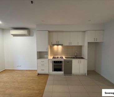 Modern Living on Cheltenham Road in Convenient Dandenong Location - Photo 5