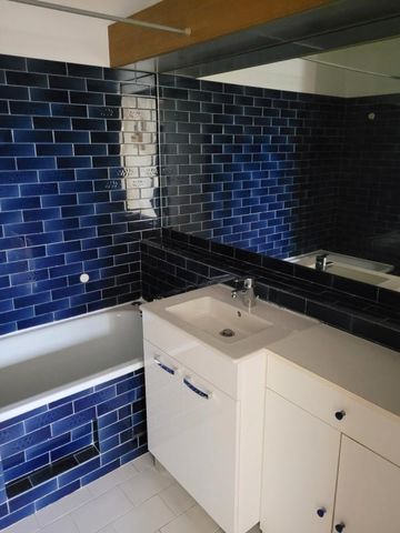 F1 26.25 m², balcon. Cuisine indépendante équipée. - Photo 2