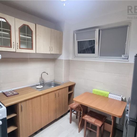 Apartament de trei camere , zona ITC - Fotografie 1