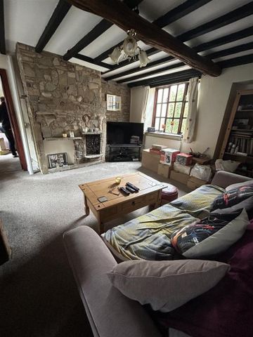 3 bedroom semi-detached bungalow to rent - Photo 2