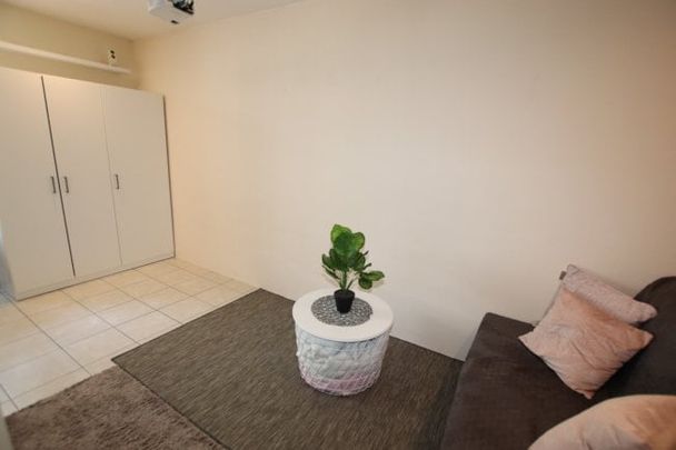 Malthouse Close, City Centre - Photo 1