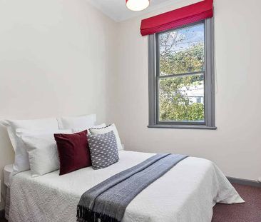 Perfect Location in the Heart of Mt Victoria! - Photo 1