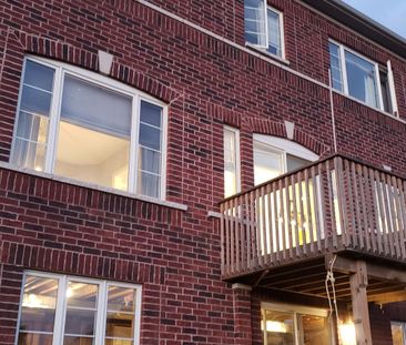 For Lease - 56 Golden Hawk Drive, Hamilton, Ontario - Photo 5