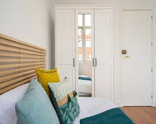 Calle de Bravo Murillo, Madrid, Community of Madrid 28020 - Photo 1