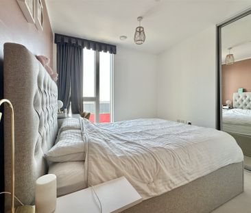 Corsican Square, London - Photo 5