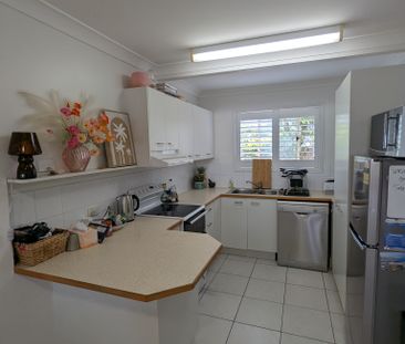 Scarborough - Photo 2