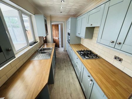 4 bedroom house to rent - Photo 3