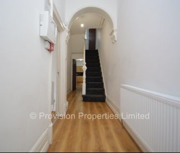 6 Bedroom Houses, Hyde Park, 6 Bed Properties - Photo 3