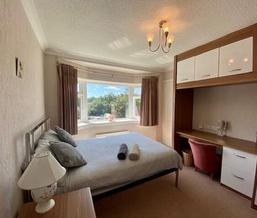 Maryport Road, CARDIFF - Photo 3