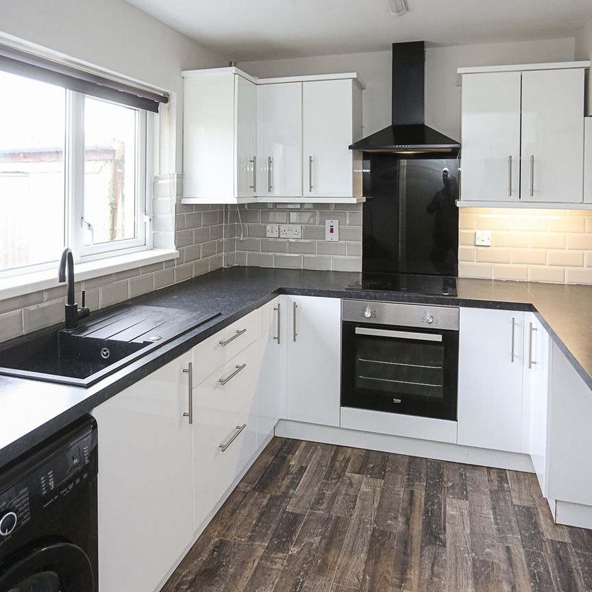 18 Springwell Crescent, Groomsport, BT19 6JZ - Photo 1