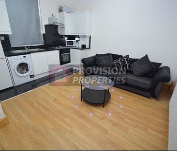 2 Bedroom Houses and Flats to Rent in Hyde Park - Photo 2