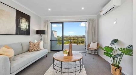 Suburban Sophistication - Photo 2