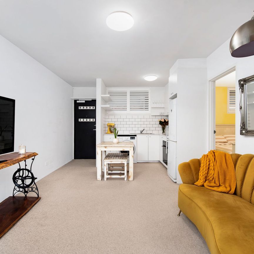 Enter Via Piper Lane - Light, Lifestyle & Location in Annandale - Photo 1