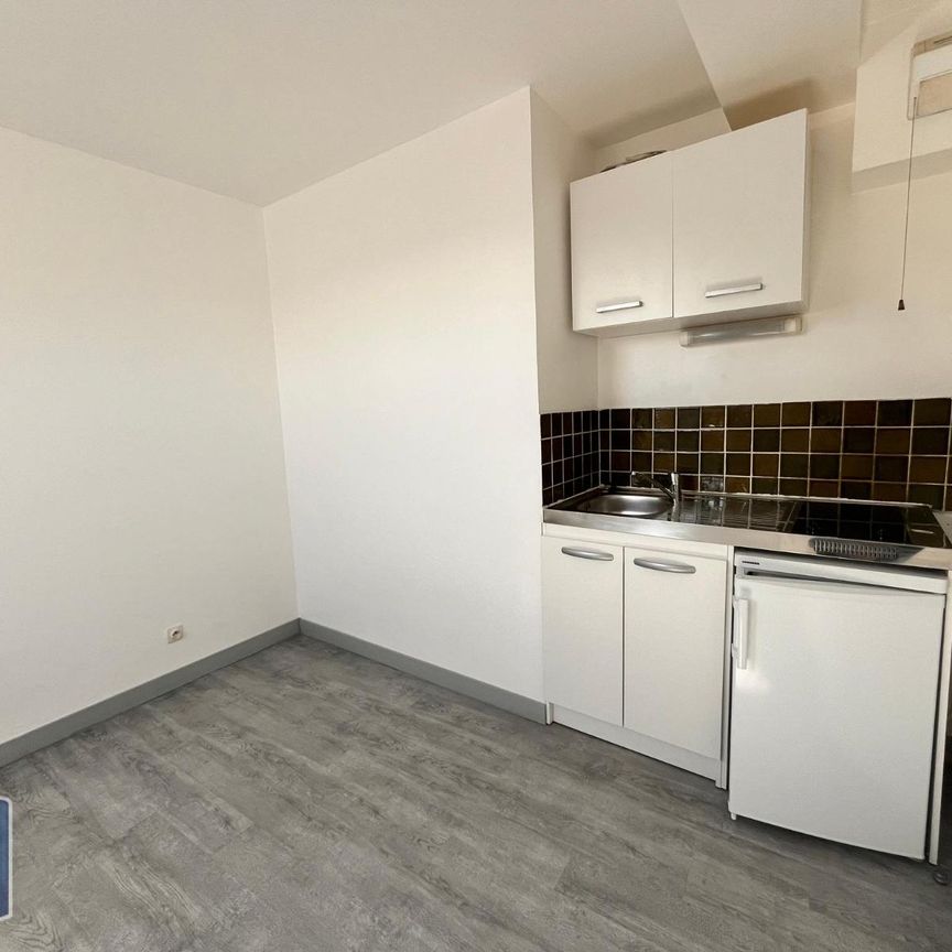 Location Appartement 1 pièce 13m² LAVAL 53000 - Photo 1