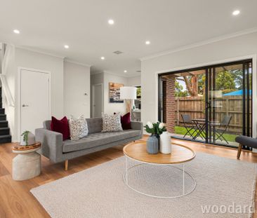 SOPHISTICATED TOWNHOUSE LIVING - Photo 3