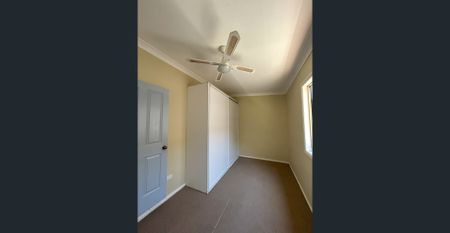 Smithtown and opposite the park - Photo 4