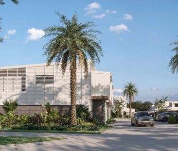 Stylish 2 Bedroom home with private court yard - Photo 1