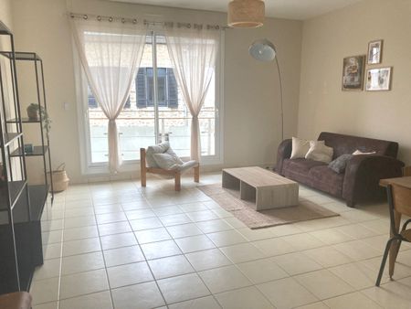 Location Appartement 3 pièces 76m² ST BRIEUC 22000 - Photo 2